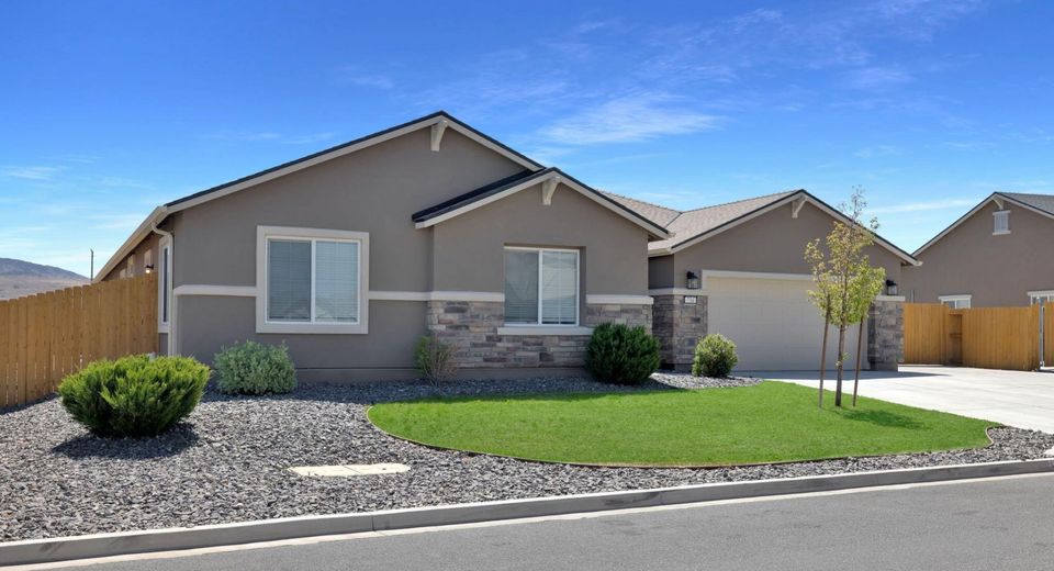 734 Hallow Pointe Drive, Sparks, NV 89441 Photo