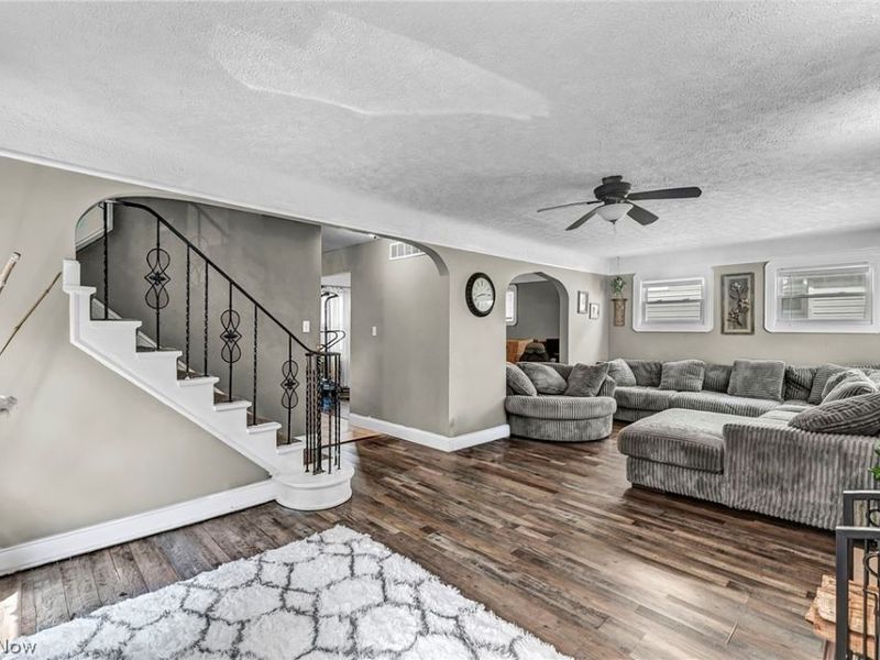 1270 Plainfield Road, South Euclid, OH 44121 Photo 15