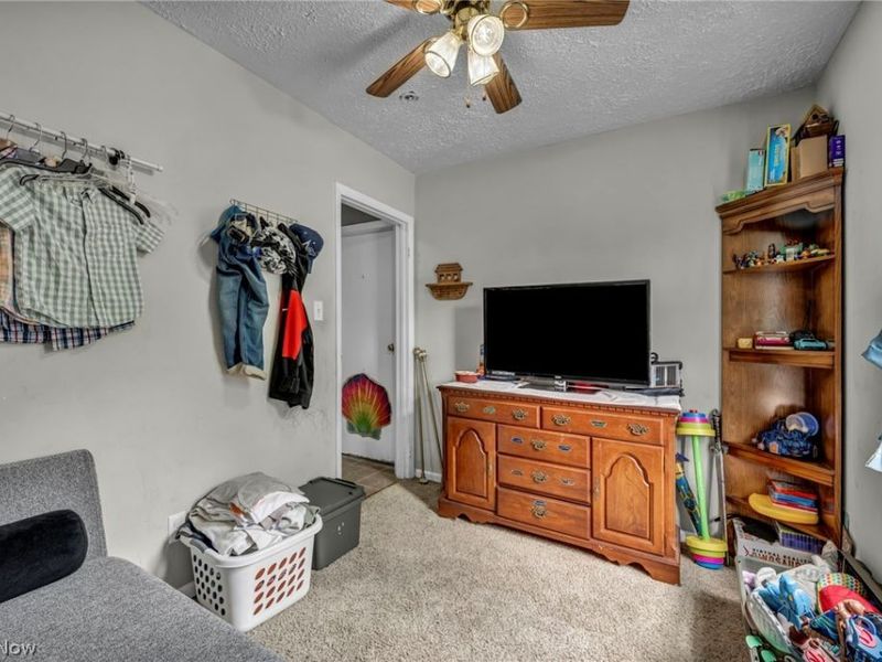 1813 Lexington Avenue, Lorain, OH 44052 Photo 18