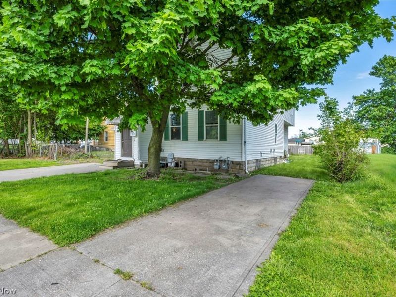 1813 Lexington Avenue, Lorain, OH 44052 Photo 3