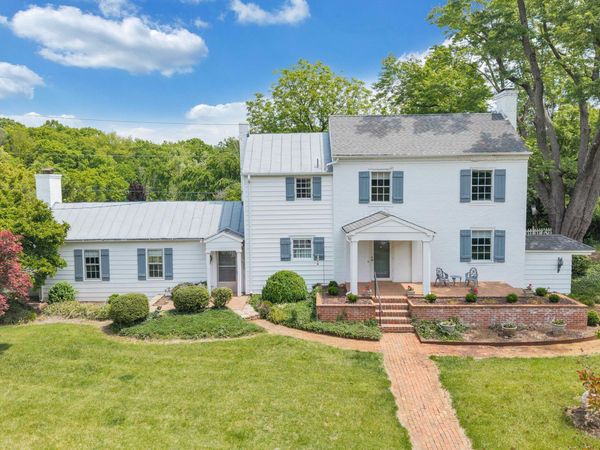 6126 Greyholme LN, Roanoke, VA 24019