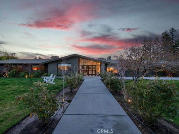 5385 N Van Ness Boulevard, Fresno, CA 93711