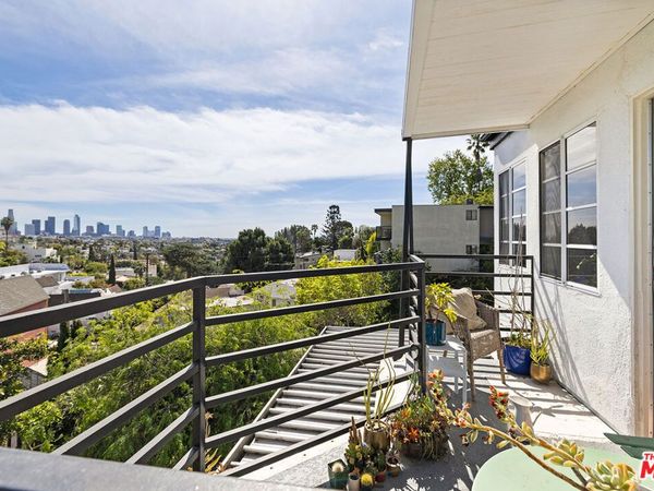 960 Micheltorena Street, Los Angeles, CA 90026