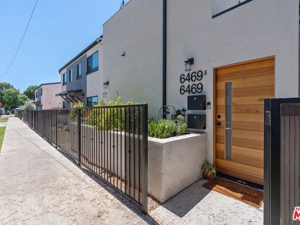 6469 1/2 Calhoun Avenue, Van Nuys, CA 91401