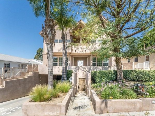 511 E Harvard Road, Unit 101, Burbank, CA 91501