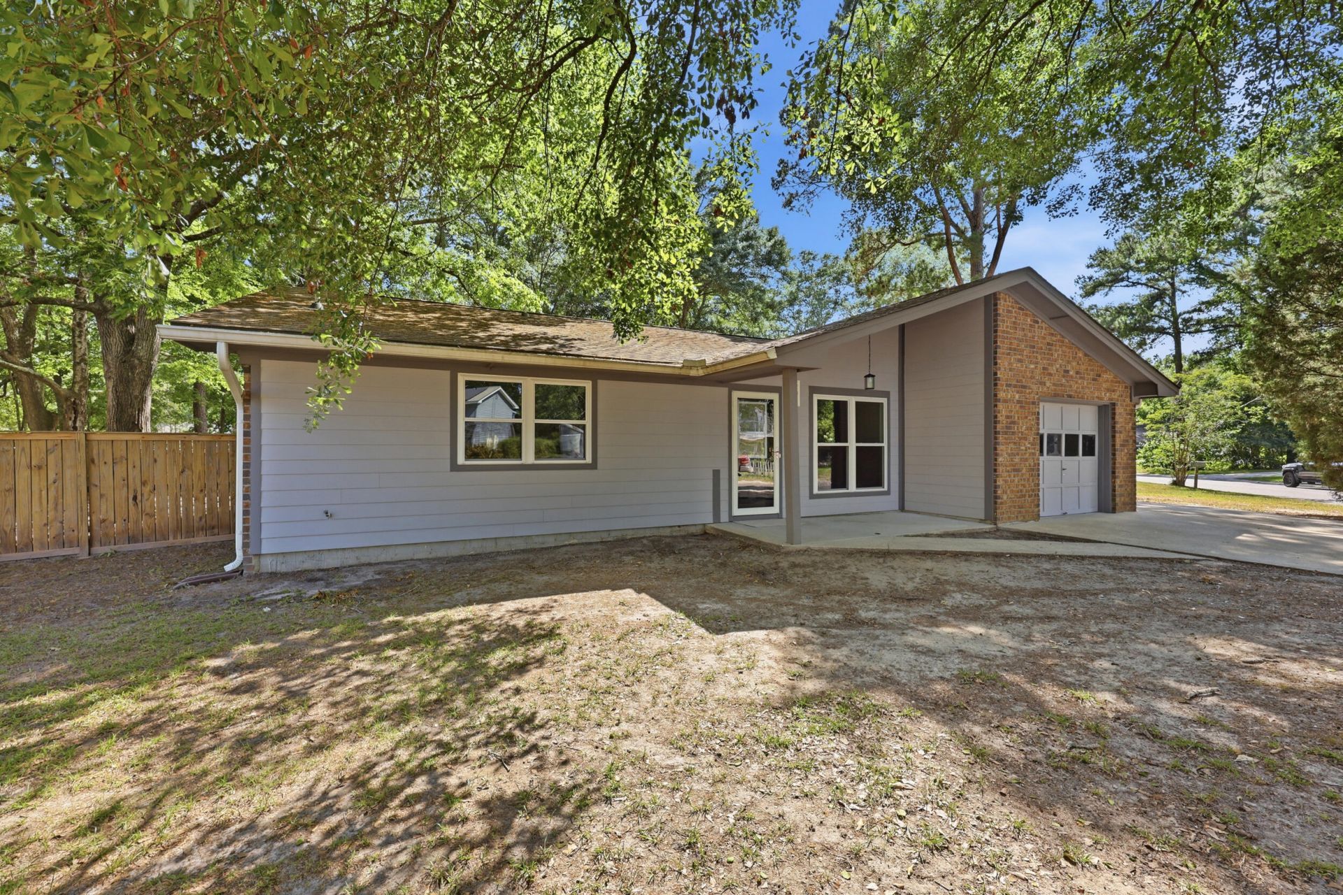 307 Canaberry Circle Photo 2