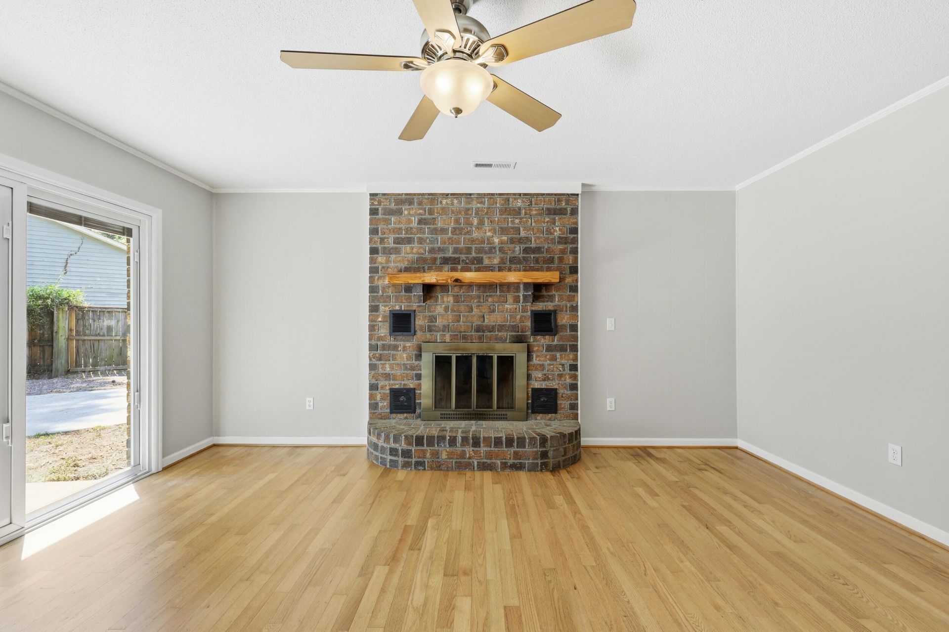 307 Canaberry Circle Photo 7