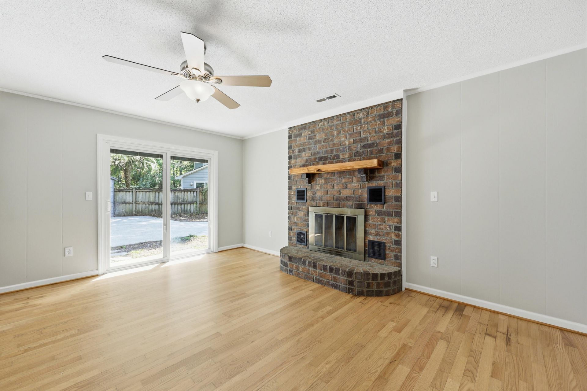 307 Canaberry Circle Photo 9