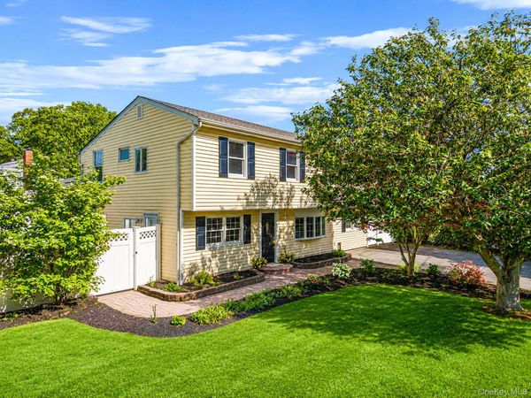 327 Broadway , Port Jefferson Station, NY 11776