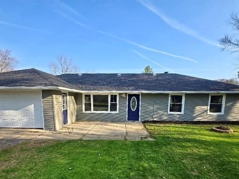 2353 W Hale Drive, Hudson, OH 44236 Photo 1