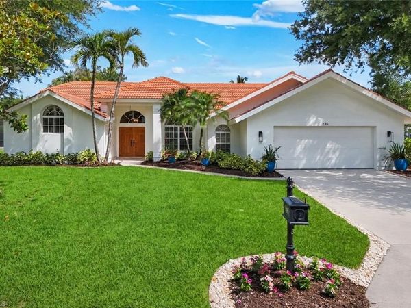 235 Silverado DR , NAPLES, FL 34119