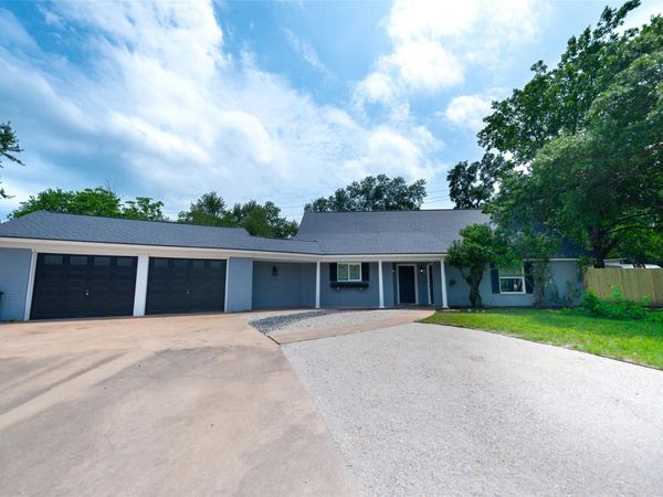 7303 Whispering Creek CIR, Unit A & B, Austin, TX 78736