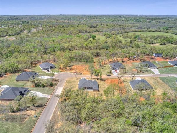 9517 Megans Way, Newalla, OK 74851
