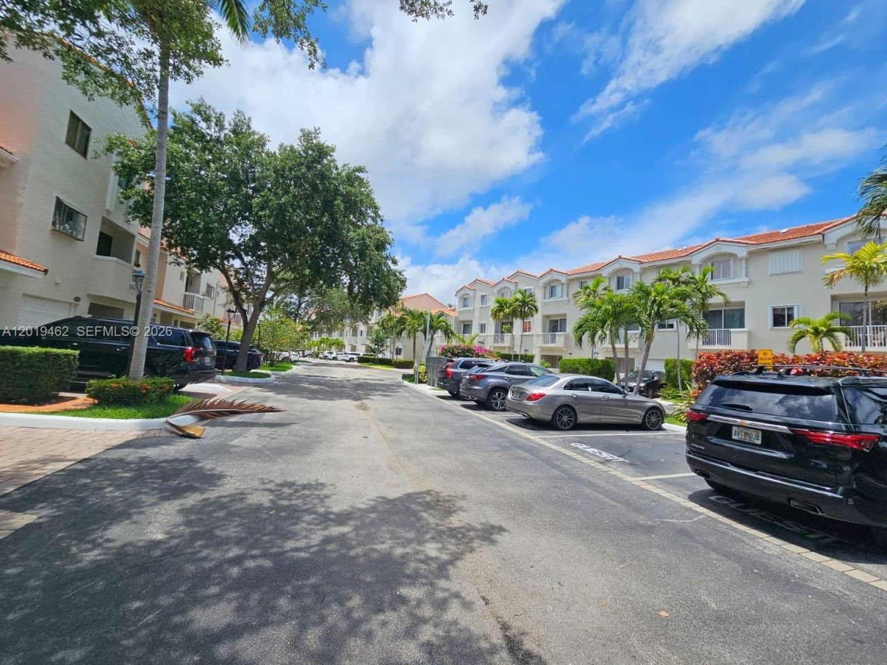 21394 Marina Cove Cir, Unit 12-H, Aventura, FL 33180 Photo