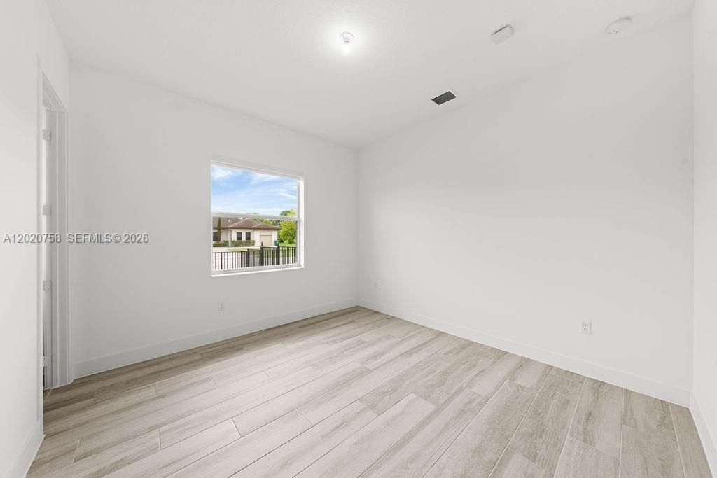 2031 Meadows Dr, Davie, FL 33324 Photo