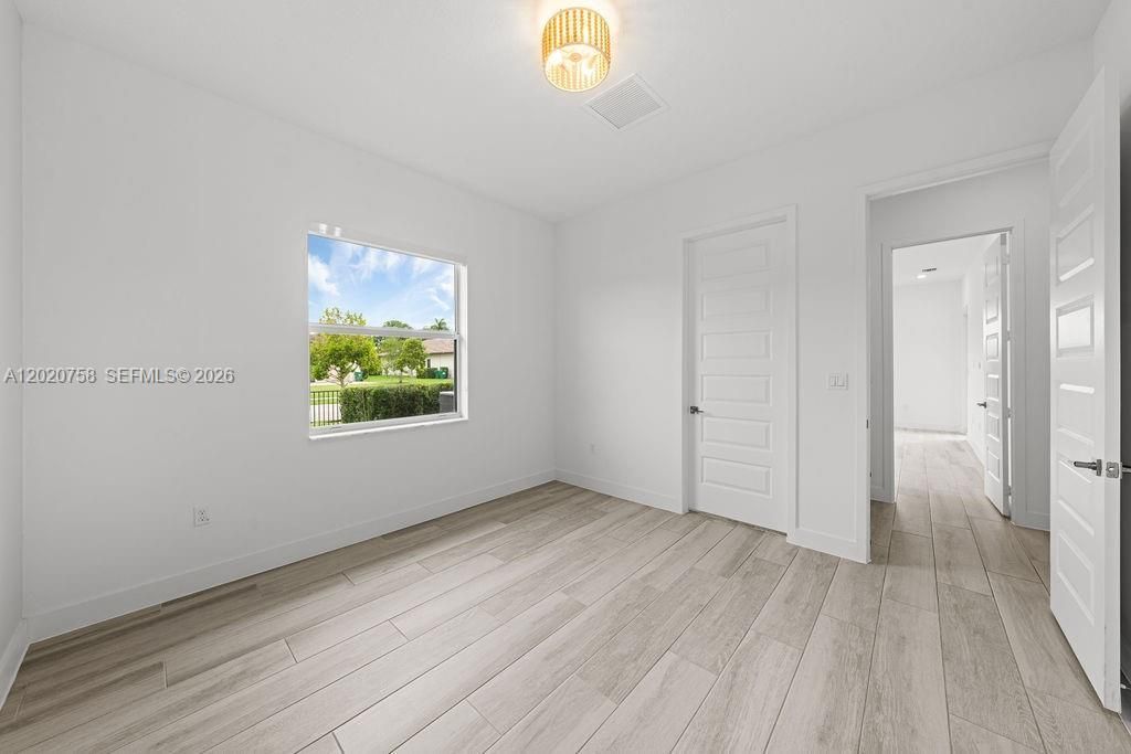 2031 Meadows Dr, Davie, FL 33324 Photo