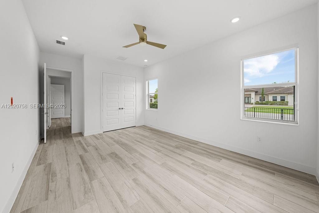 2031 Meadows Dr, Davie, FL 33324 Photo