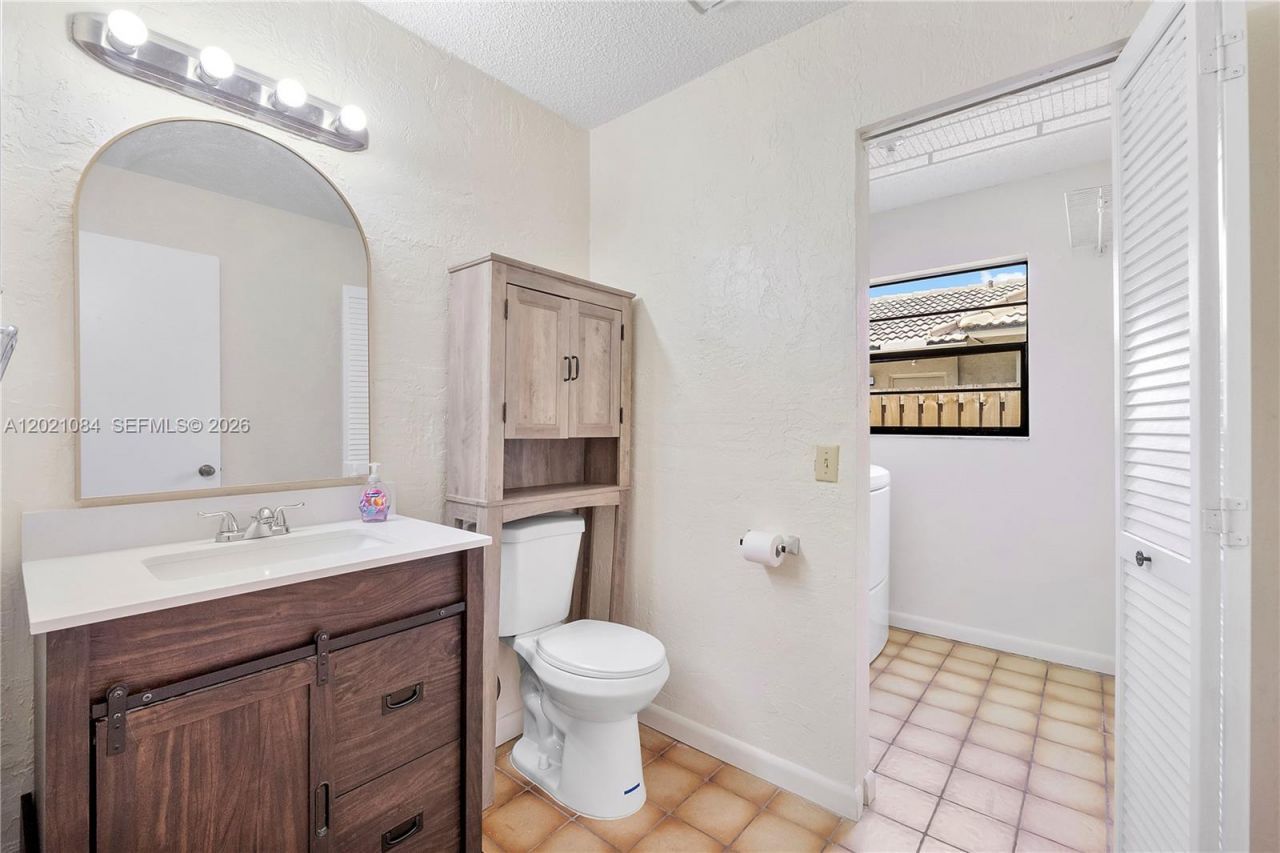 11111 NW 7th St , Coral Springs, FL 33071 Photo