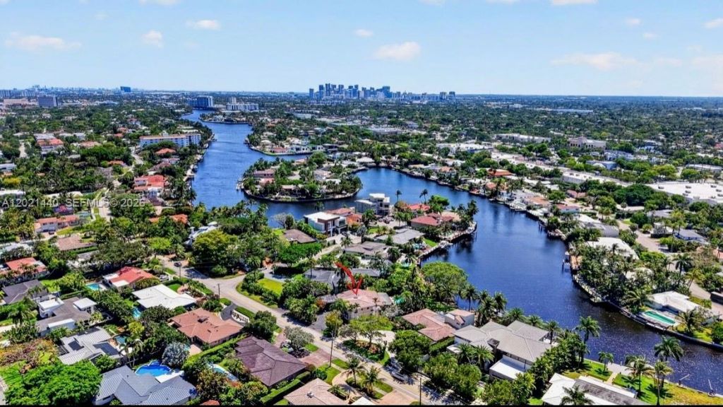 2433 Middle River Dr, Fort Lauderdale, FL 33305 Photo