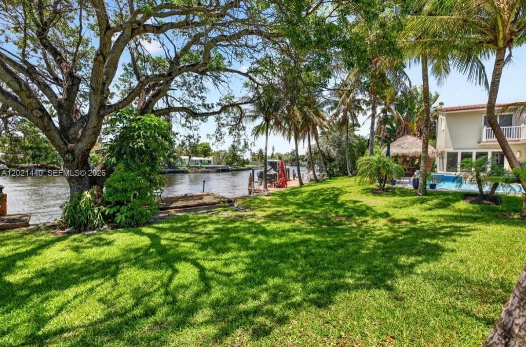 2433 Middle River Dr, Fort Lauderdale, FL 33305 Photo