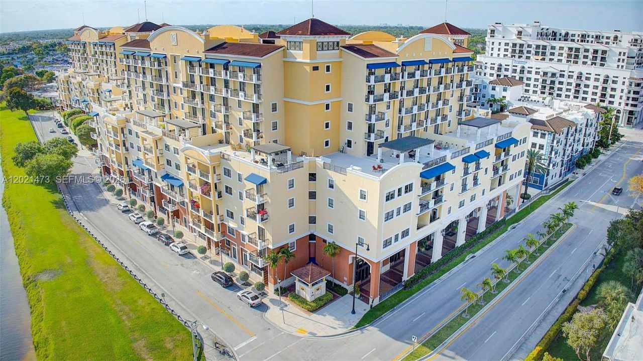 8395 SW 73rd Ave , Unit 710, Miami, FL 33143 Photo