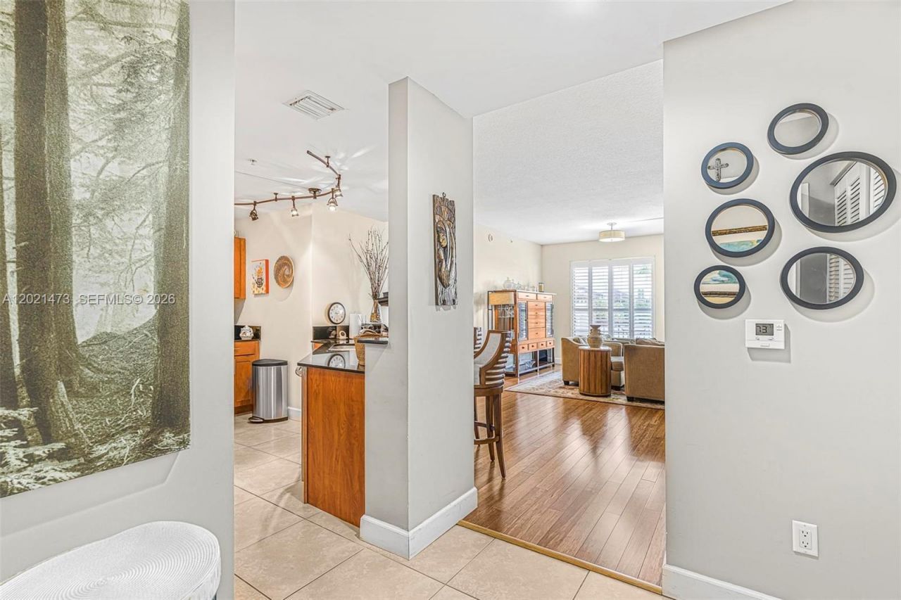 8395 SW 73rd Ave , Unit 710, Miami, FL 33143 Photo