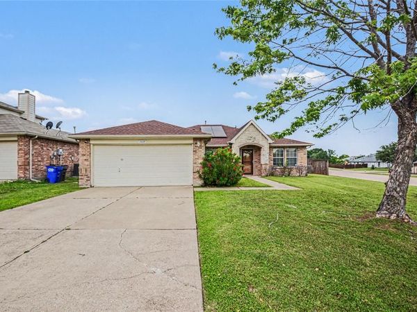 1005 Windsor Lane, Forney, TX 75126