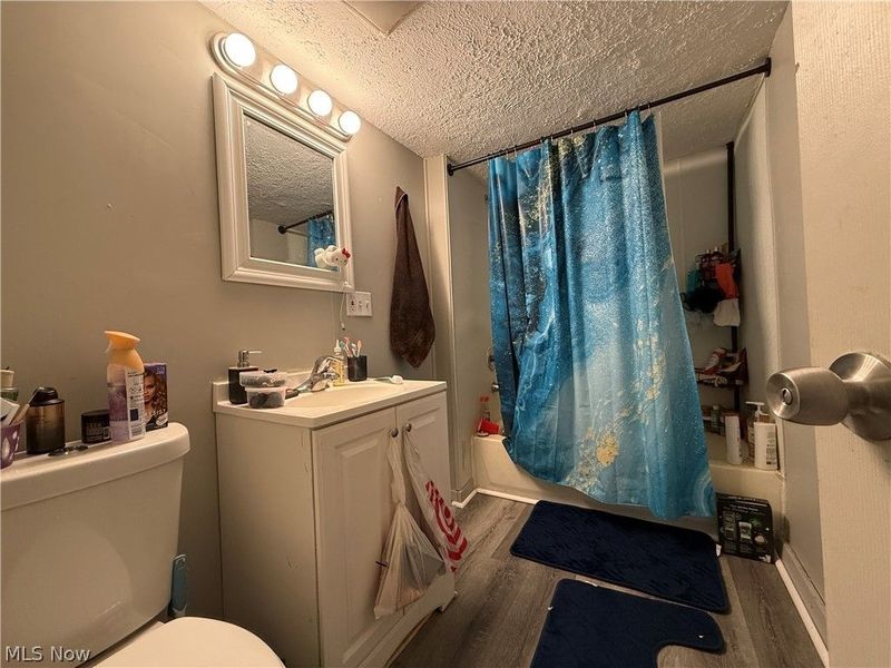 4217 Hyde Avenue, Cleveland, OH 44109 Photo 6