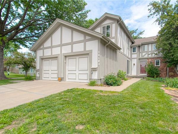 10103 Edelweiss Circle, Merriam, KS 66203