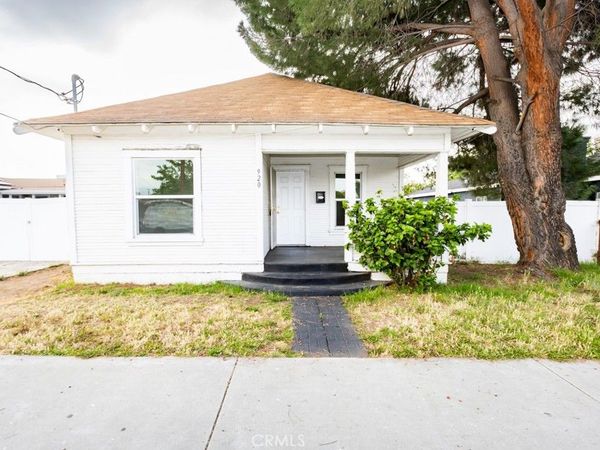 920 N Brand, San Fernando, CA 91340