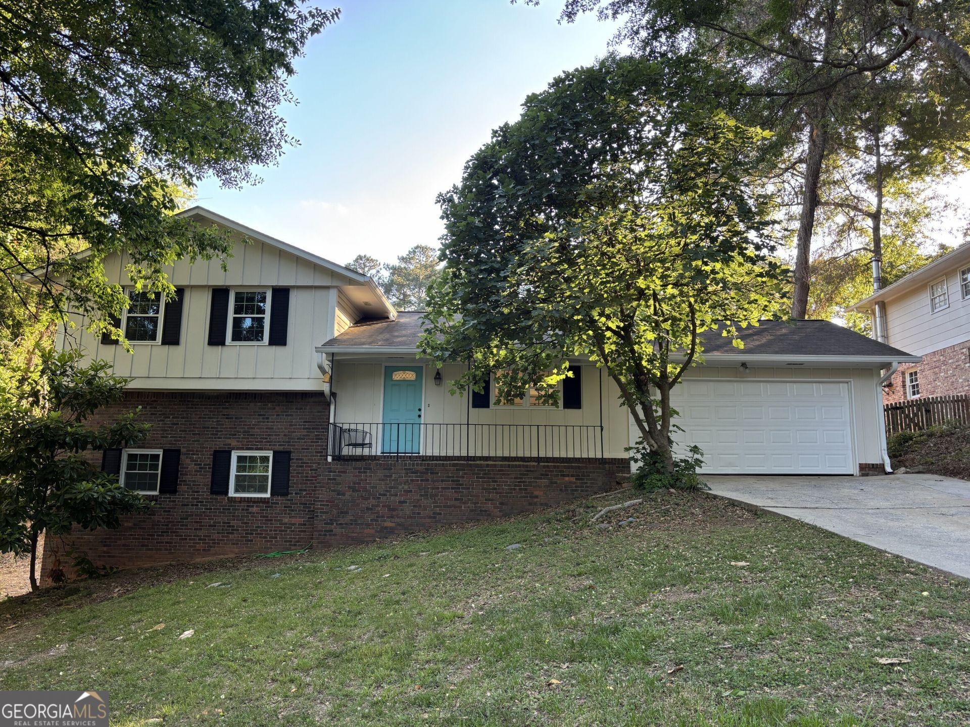 126 Azalea Drive, Peachtree City, GA 30269 Main Photo