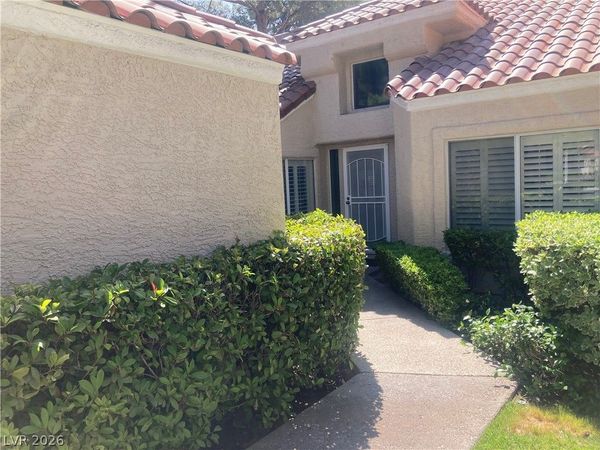 7061 Bright Springs Court, Las Vegas, NV 89113
