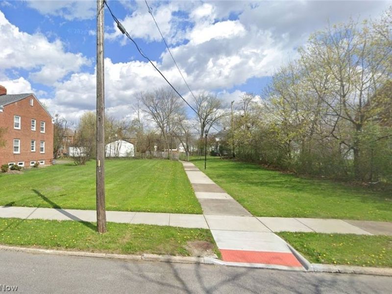 Westbury Road, Shaker Heights, OH 44120 Photo 1