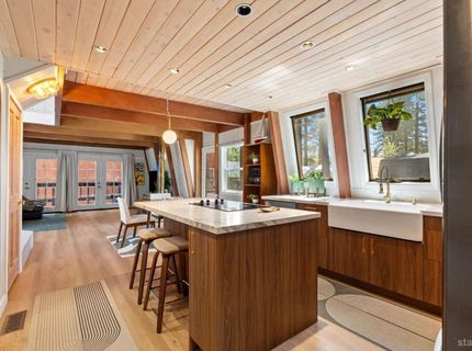 1006 Tahoe Island Drive, South Lake Tahoe, CA 96150 Photo