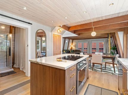 1006 Tahoe Island Drive, South Lake Tahoe, CA 96150 Photo
