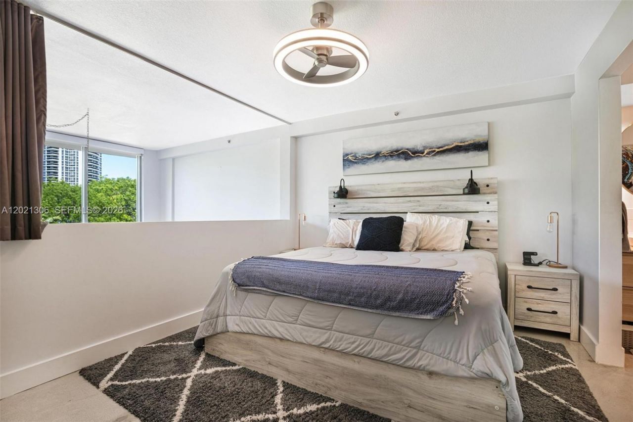 245 Michigan Ave, Unit LG-5, Miami Beach, FL 33139 Photo