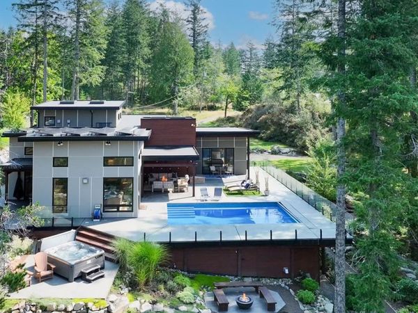 2643 Surge Narrows Rd , Quadra Island, BC V0P 1A7