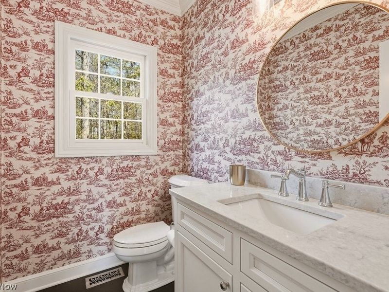 16620 Jennifer Lane, Chagrin Falls, OH 44023 Photo 9