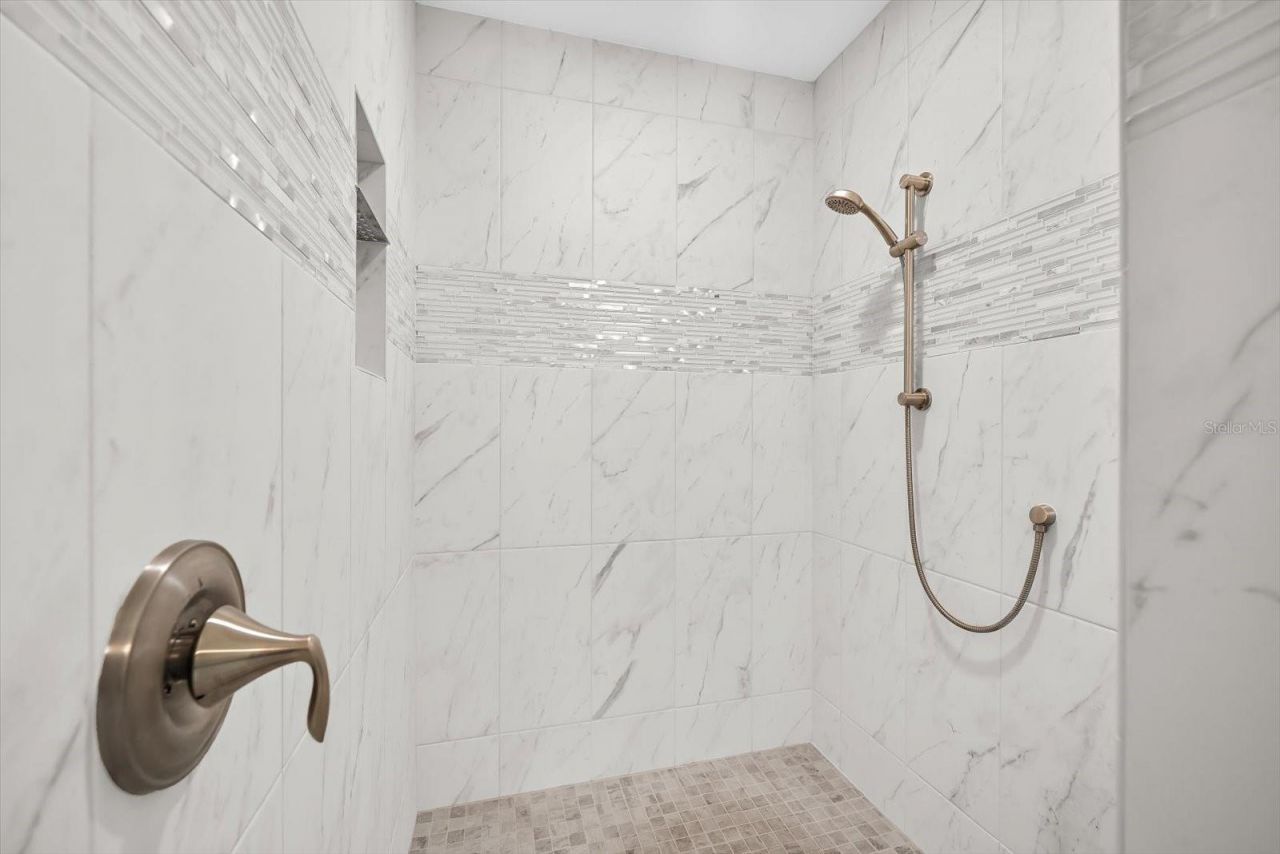 507 Tamiami Trail N, Unit 602, Venice, FL 34285 Photo