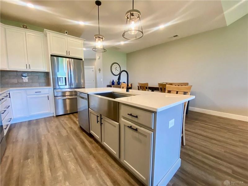 816 Brookwood Circle, Tipp City, OH 45371 Photo 14