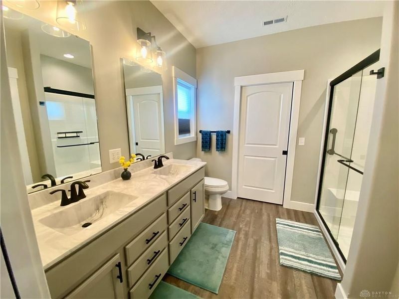816 Brookwood Circle, Tipp City, OH 45371 Photo 14