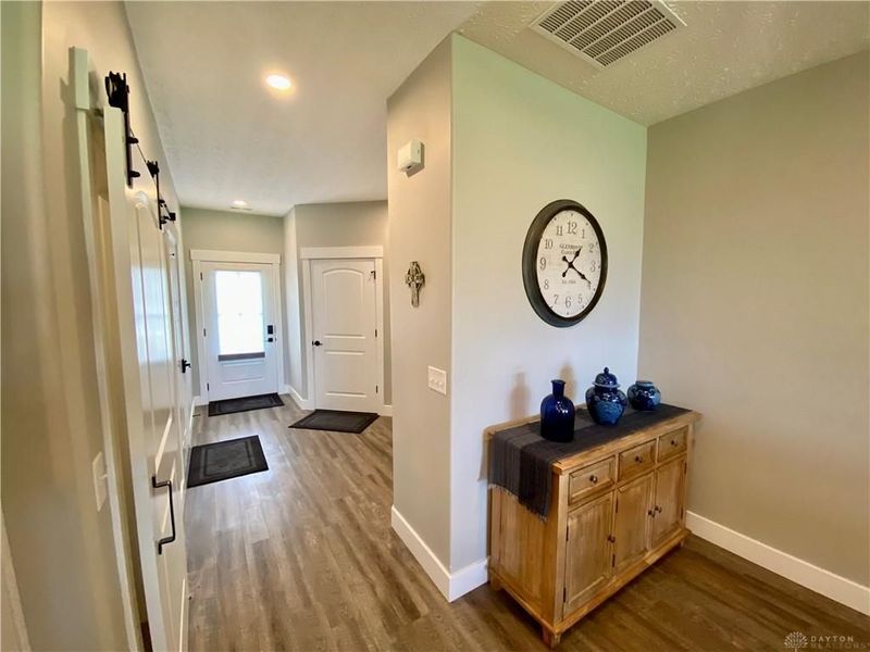 816 Brookwood Circle, Tipp City, OH 45371 Photo 16