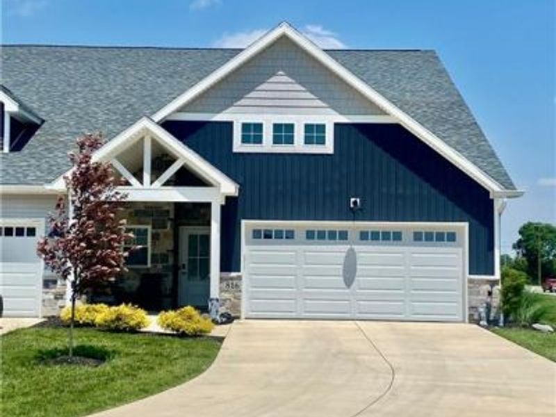 816 Brookwood Circle, Tipp City, OH 45371 Photo 3