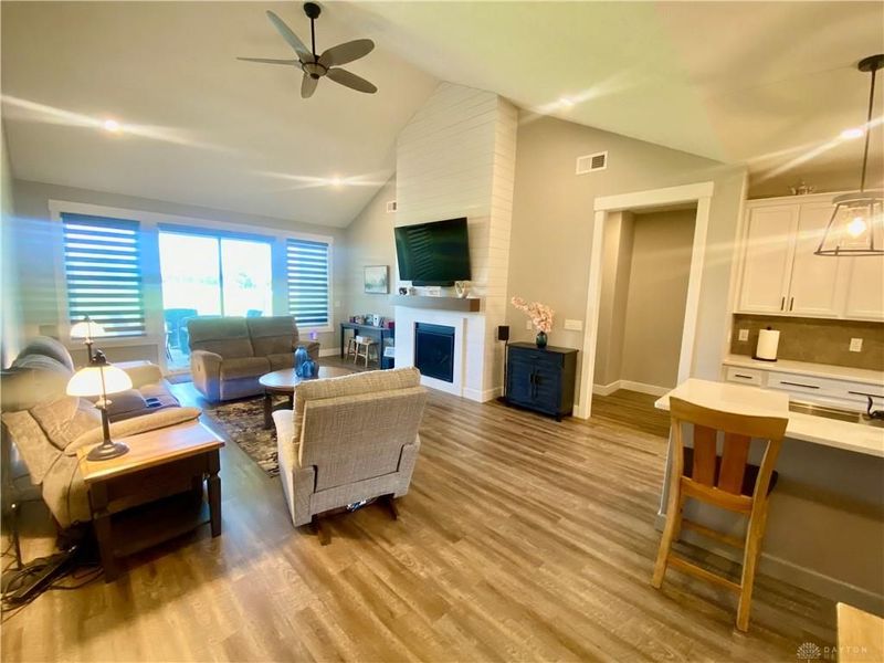 816 Brookwood Circle, Tipp City, OH 45371 Photo 6