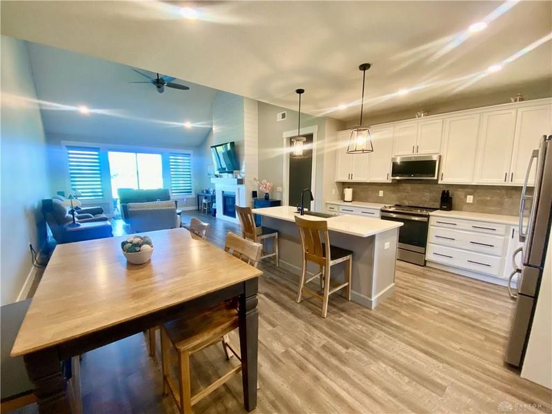 816 Brookwood Circle, Tipp City, OH 45371 Photo 8