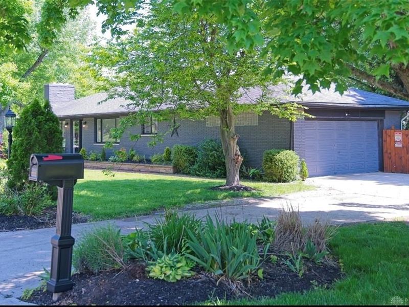7406 Lockwood, Clayton, OH 45415 Photo 3