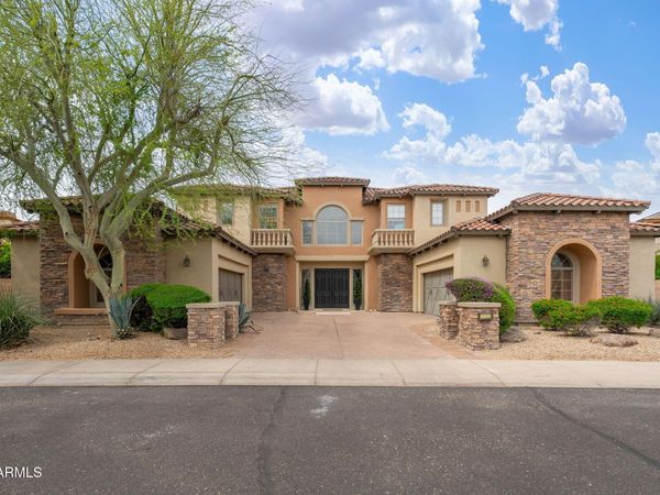 3817 E TRACKER Trail, Phoenix, AZ 85050