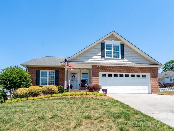 587 Marigold Drive, Kannapolis, NC 28083