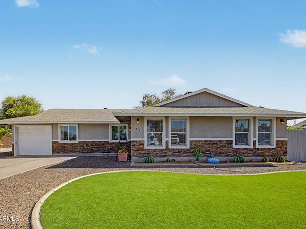 427 W SPUR Avenue, Gilbert, AZ 85233