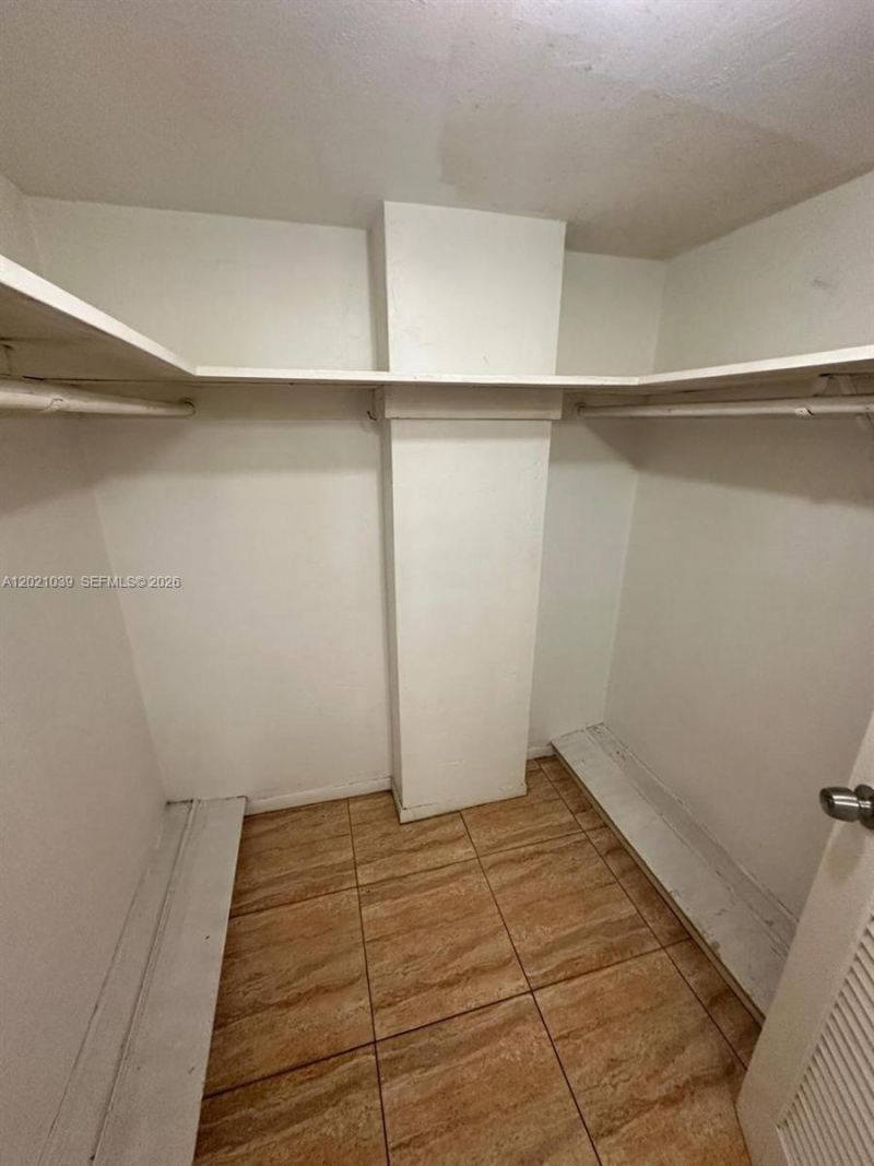 1470 NE 125th Ter , Unit 412, North Miami, FL 33161 Photo
